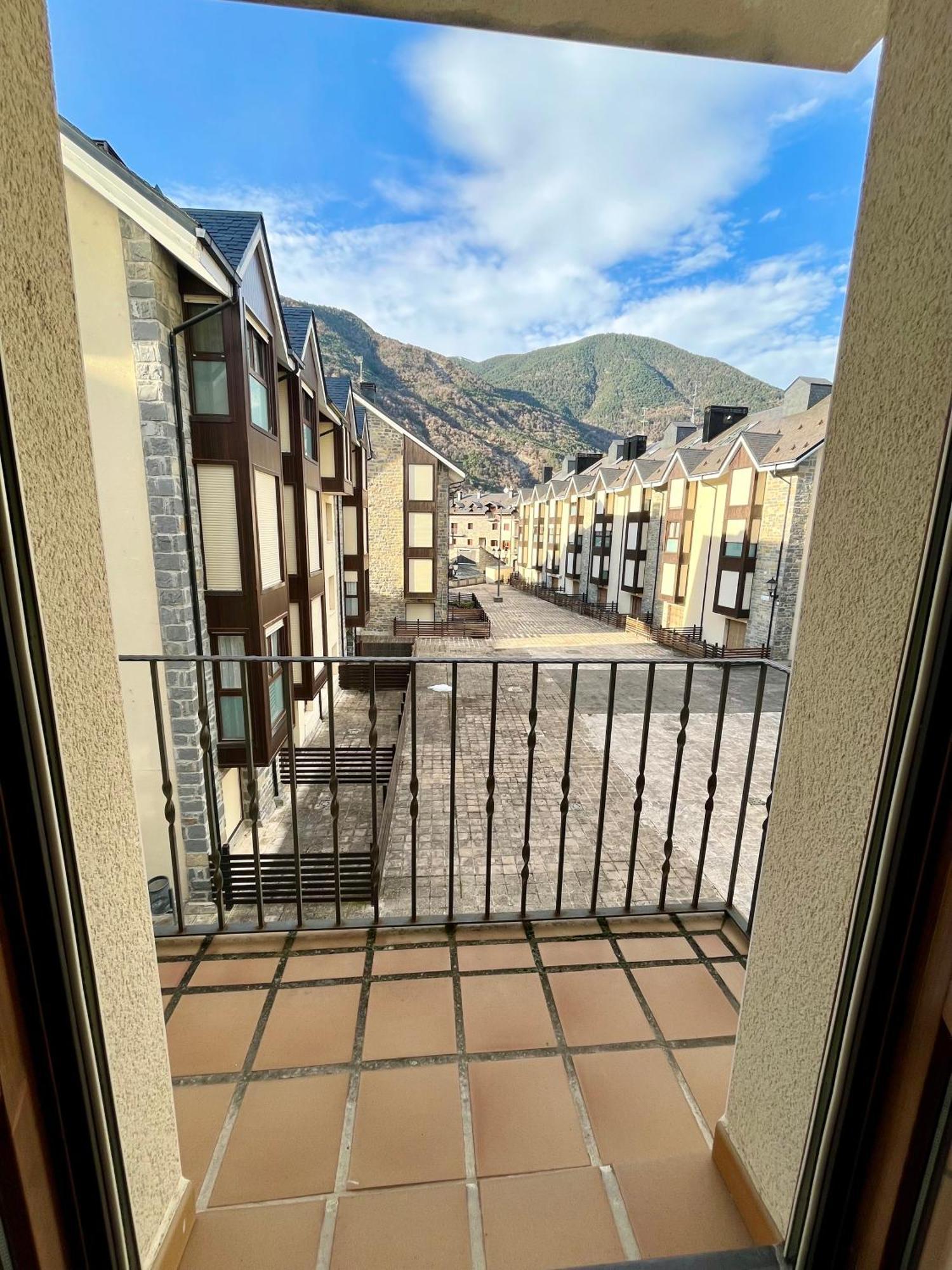 Apartamento Alma De Biescas エクステリア 写真